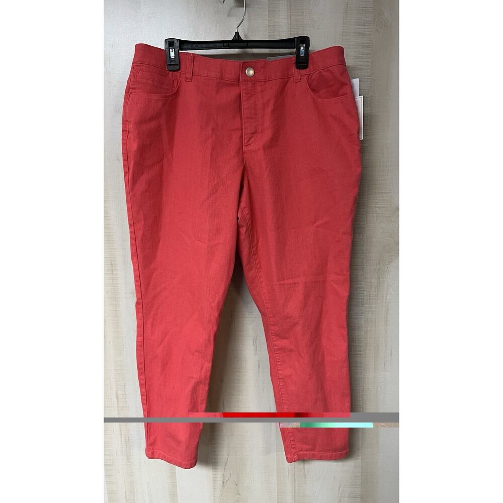 CJ Banks Coral Crop Pants - NWT